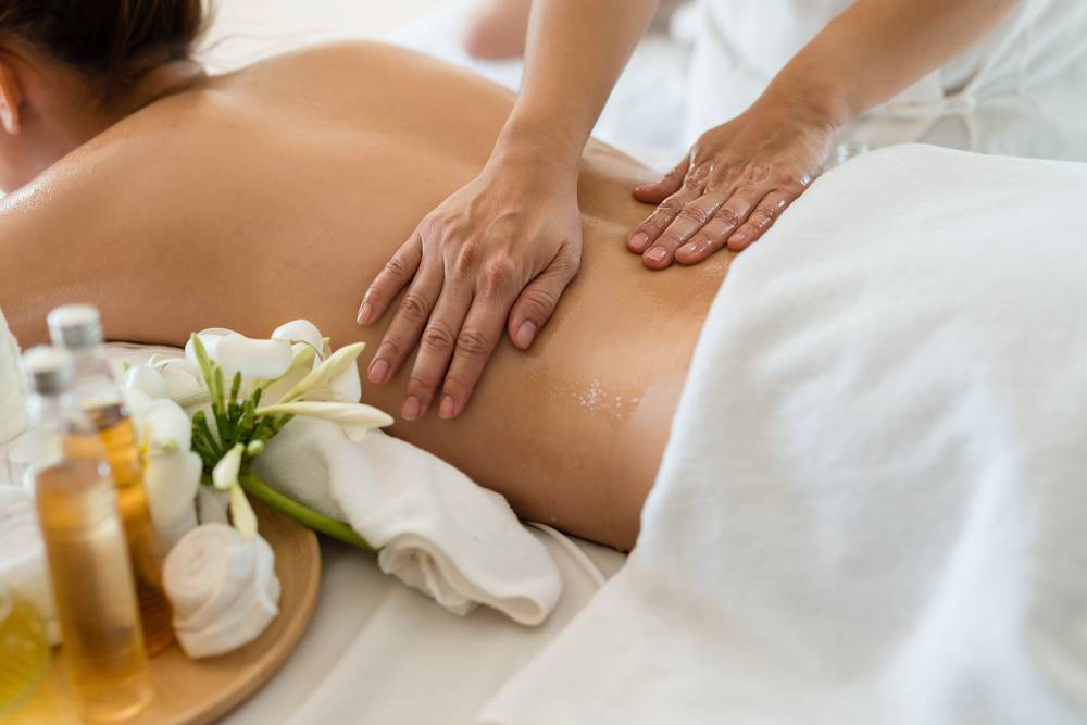Massage californien près de Le Haillan